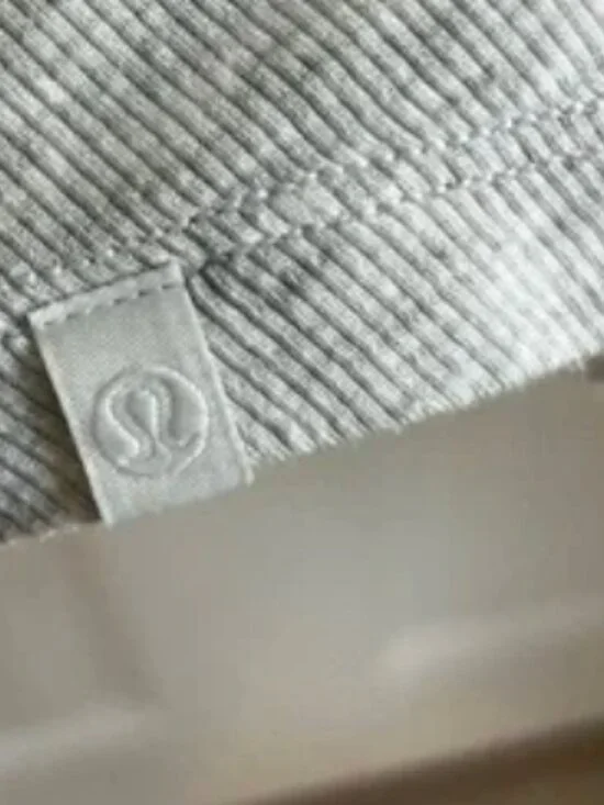 Lululemon Hold Tight Long Sleeve, 6 - Picture 3 of 3